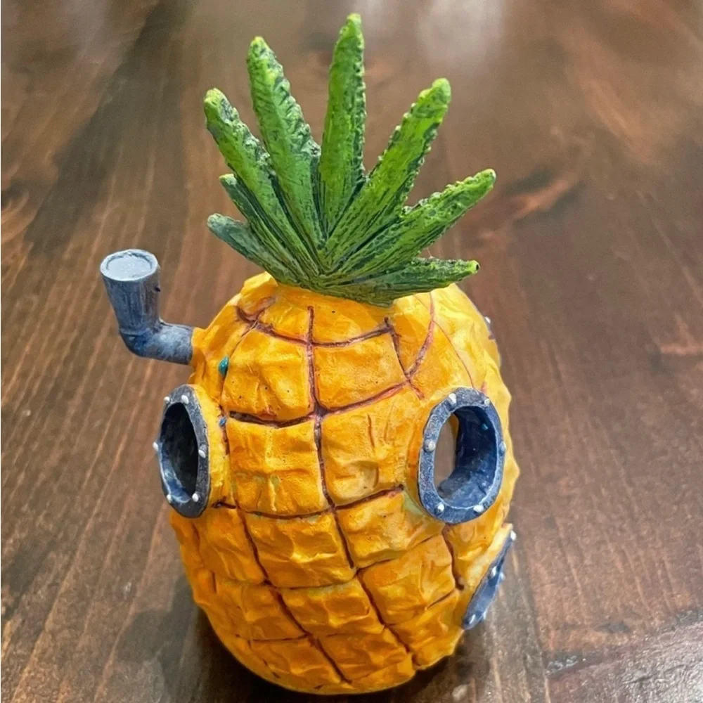 Goldfish Tank Decoration/pineapple playhouse